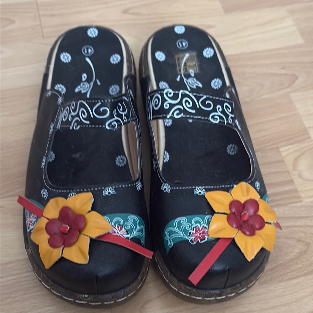 Floral Embellished Black Women's Shoes